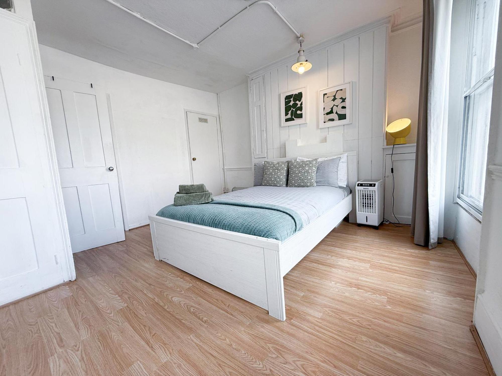 Chic 2-bedroom Flat In Farringdon Barbican Centre Сasa de vacaciones Londres
