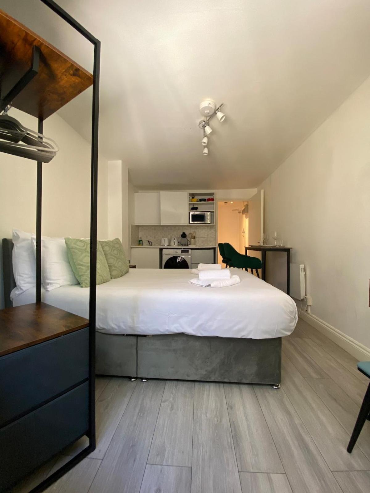 Superior Flat In The Centre