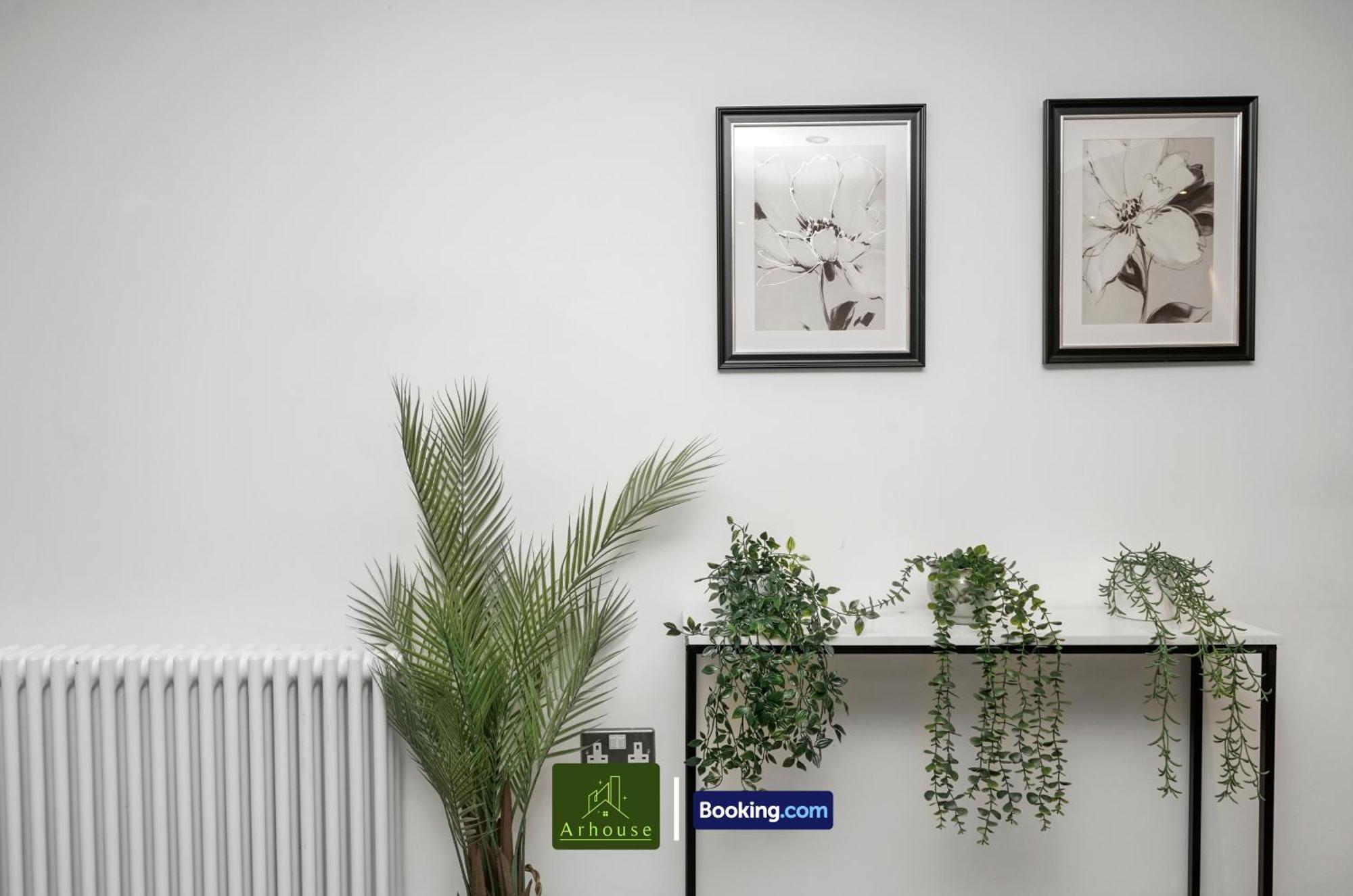 Two Bedroom By Arhouse Short Lets & Serviced Clapham With Free Wifi Appartement