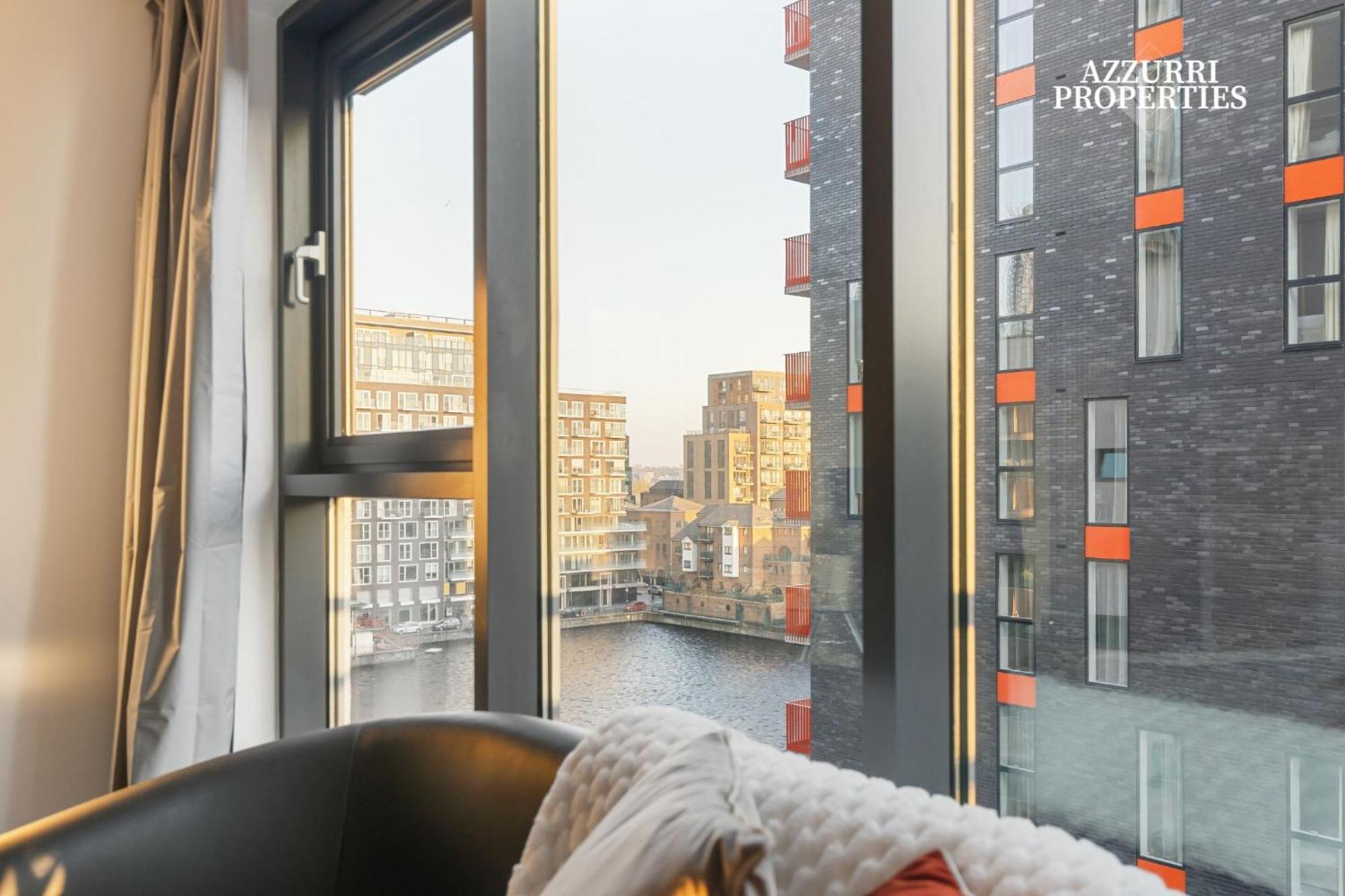 Apartamento 2 Bed Only Five Minutes Walk From Crossharbour