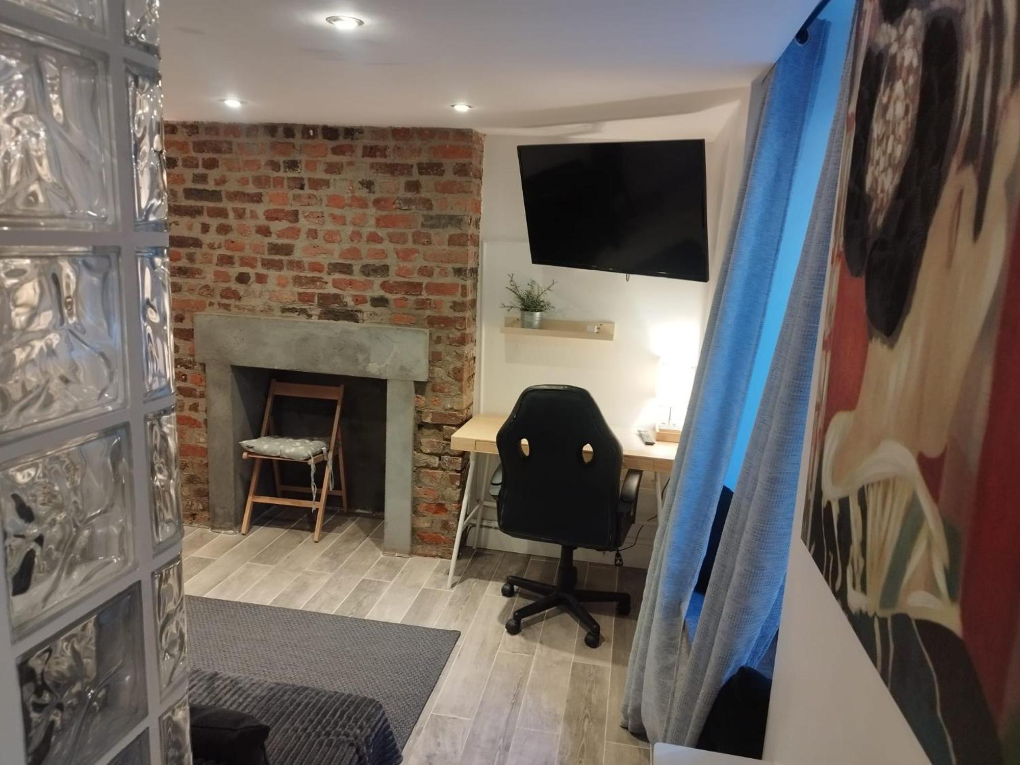 Appartement No 5 *