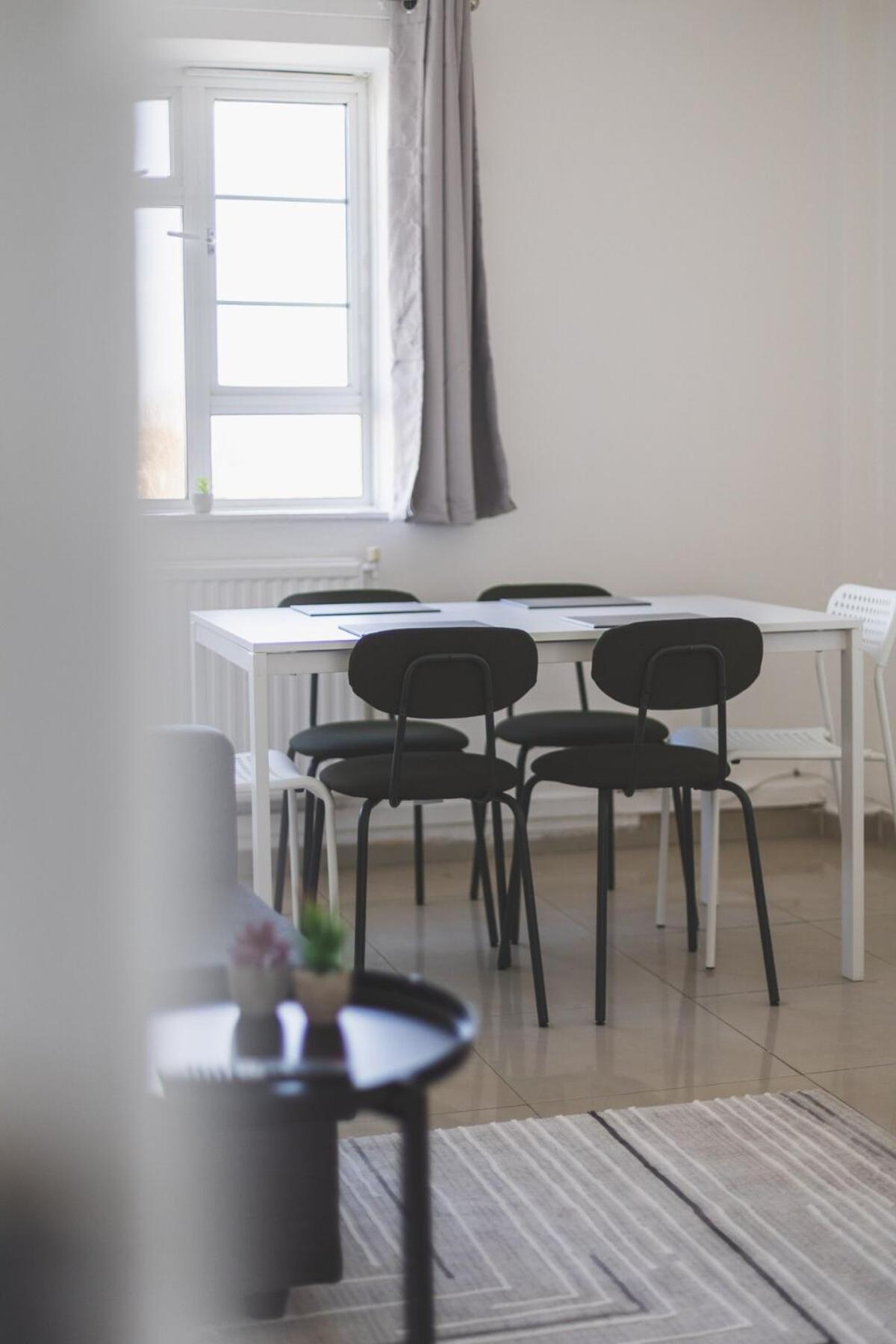 Amazing Location 3-bed In Paddington & Hyde Park Appartement