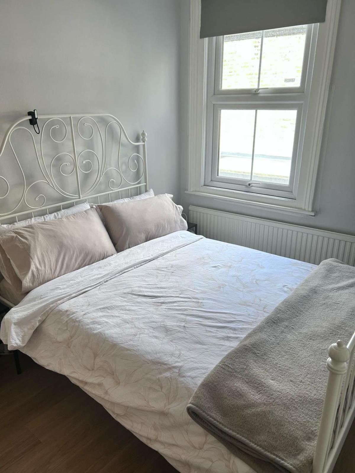 Lovely 1br Flat Near Notting Hill & Kensalrise * Londres
