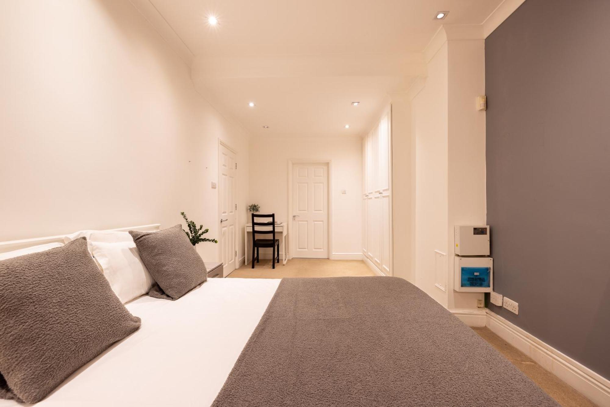 Charming Retreat In Appartement