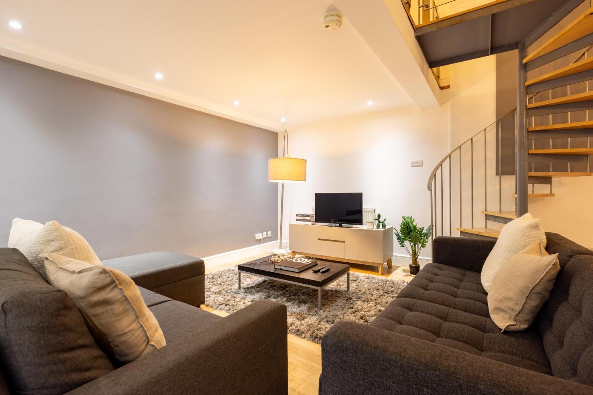 Charming Retreat In Appartement