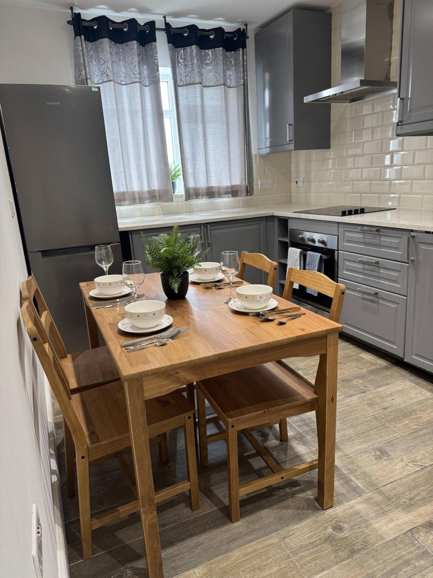 Apartamento Beautiful 2 Bed Cricklewood