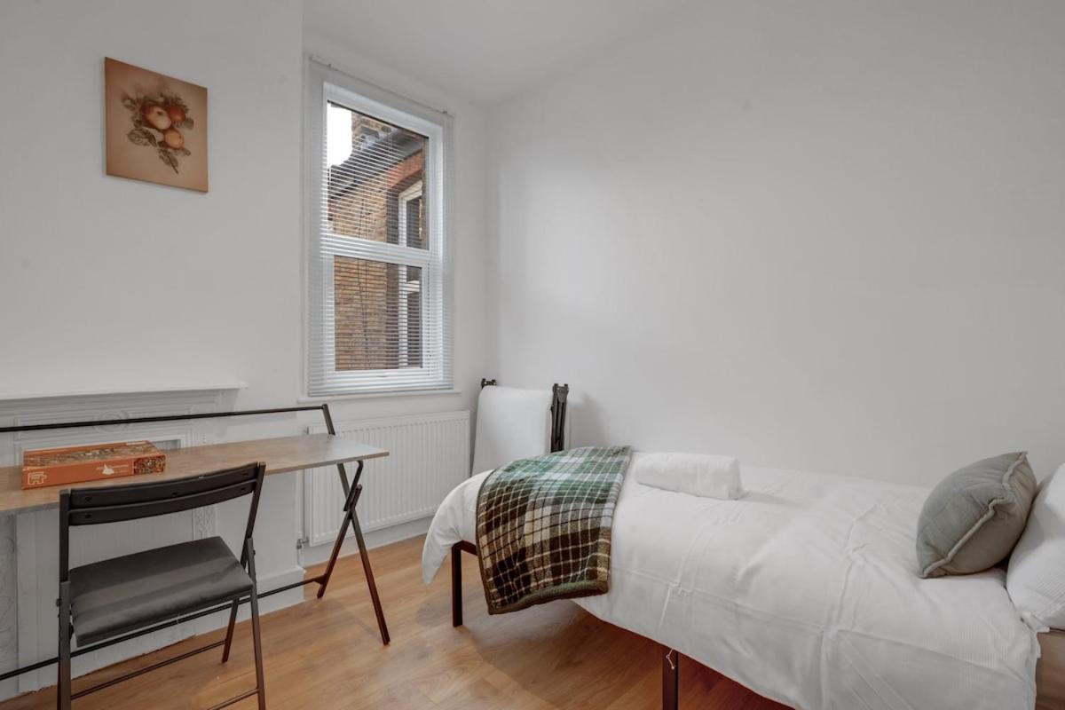 Appartement 3 Bedroom Luxury House With Parking Londres