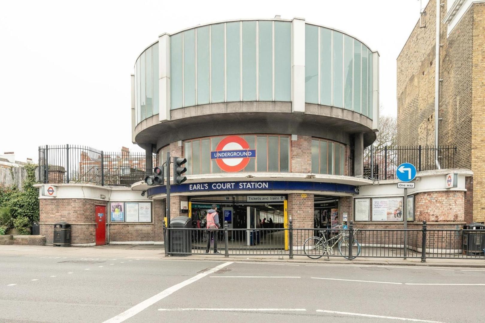 Appartement Chic 2bd Flat Opp. Earl's Court Station Londres