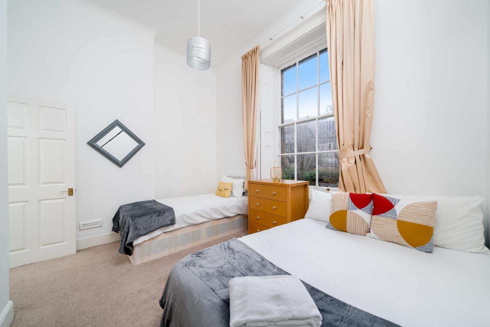 Appartement Larger Groups Close To O2 Arena Excel Canary Wharf With Wifi And Parking Within Mins Walk To Drl & Jubilee Line *