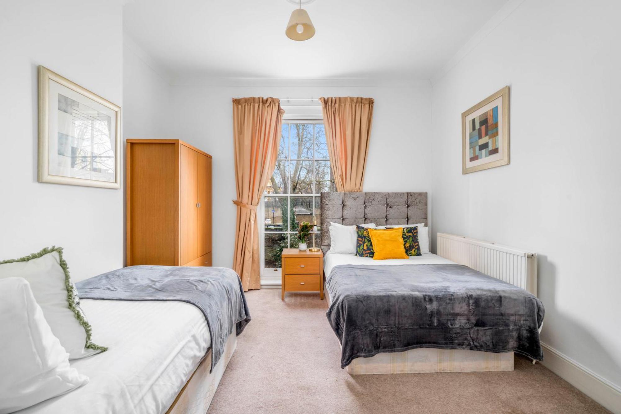 Larger Groups Close To O2 Arena Excel Canary Wharf With Wifi And Parking Within Mins Walk To Drl & Jubilee Line Appartement *