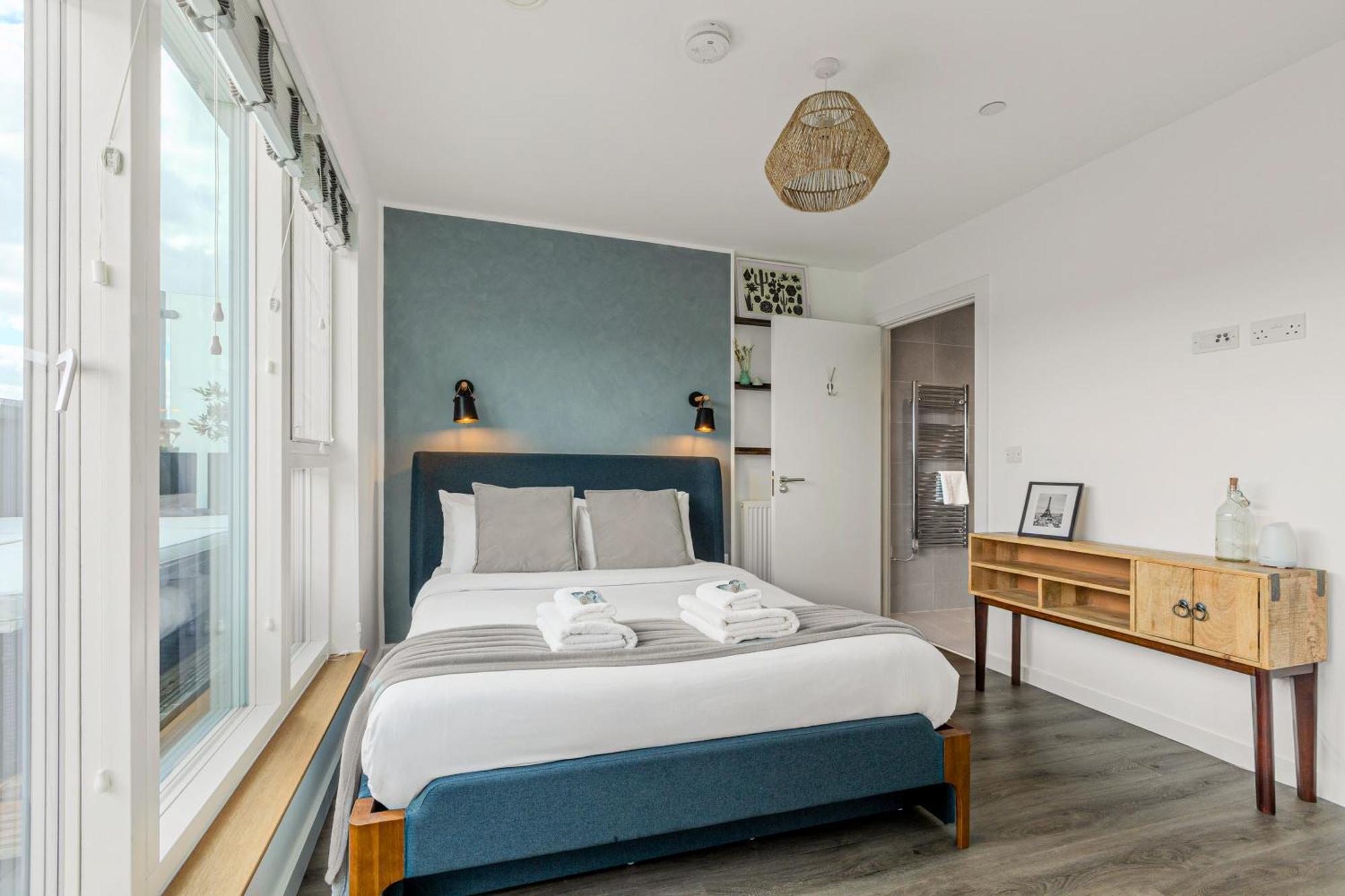 Magnificent New Cross 2br Penthouse With Balcony And Views * Londres