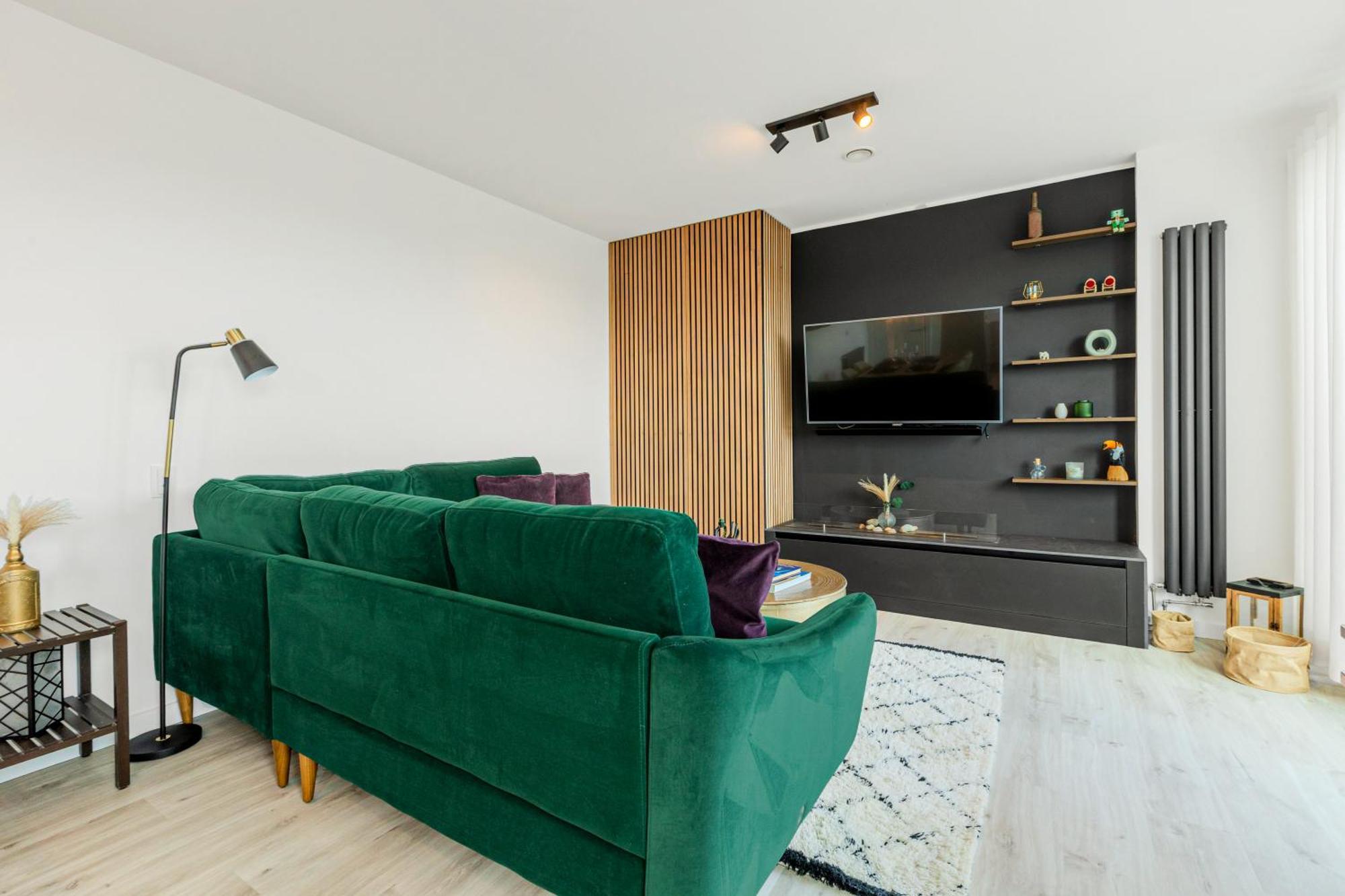 Magnificent New Cross 2br Penthouse With Balcony And Views Appartement Londres