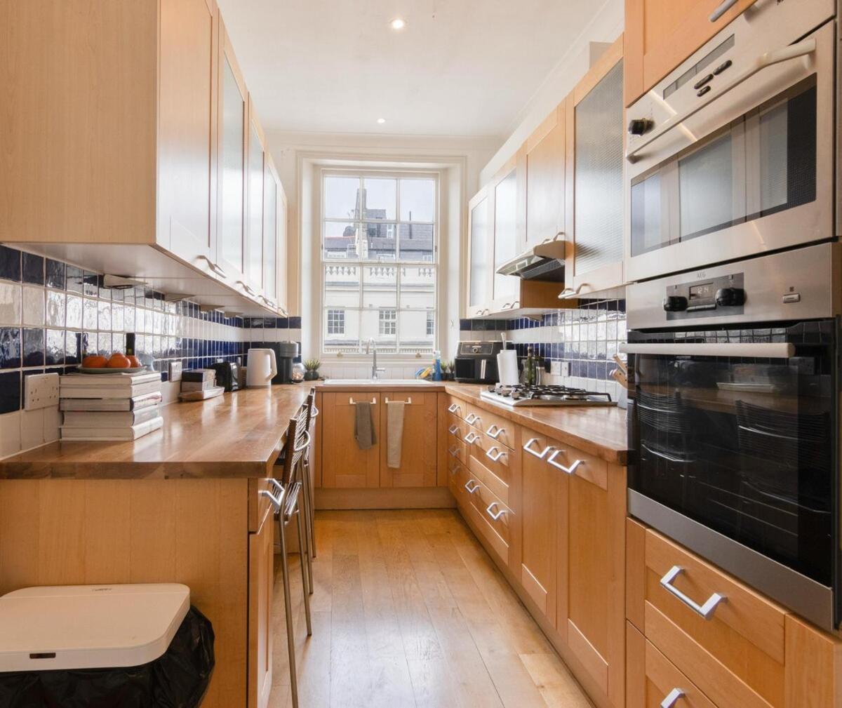 3 Bedroom Luxury In Eaton Square Londres