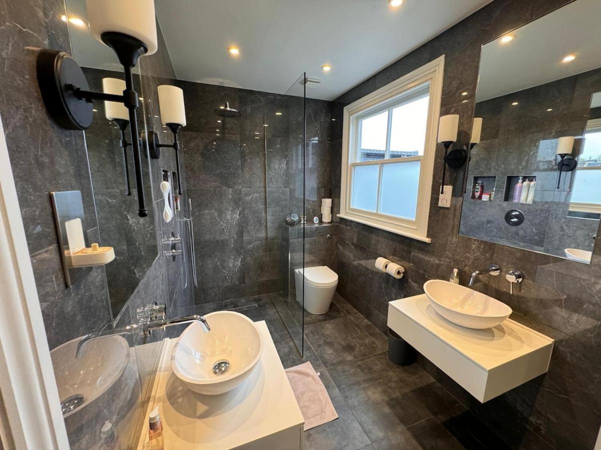 Stunning 5-bedroom House In The Heart Of * Londres