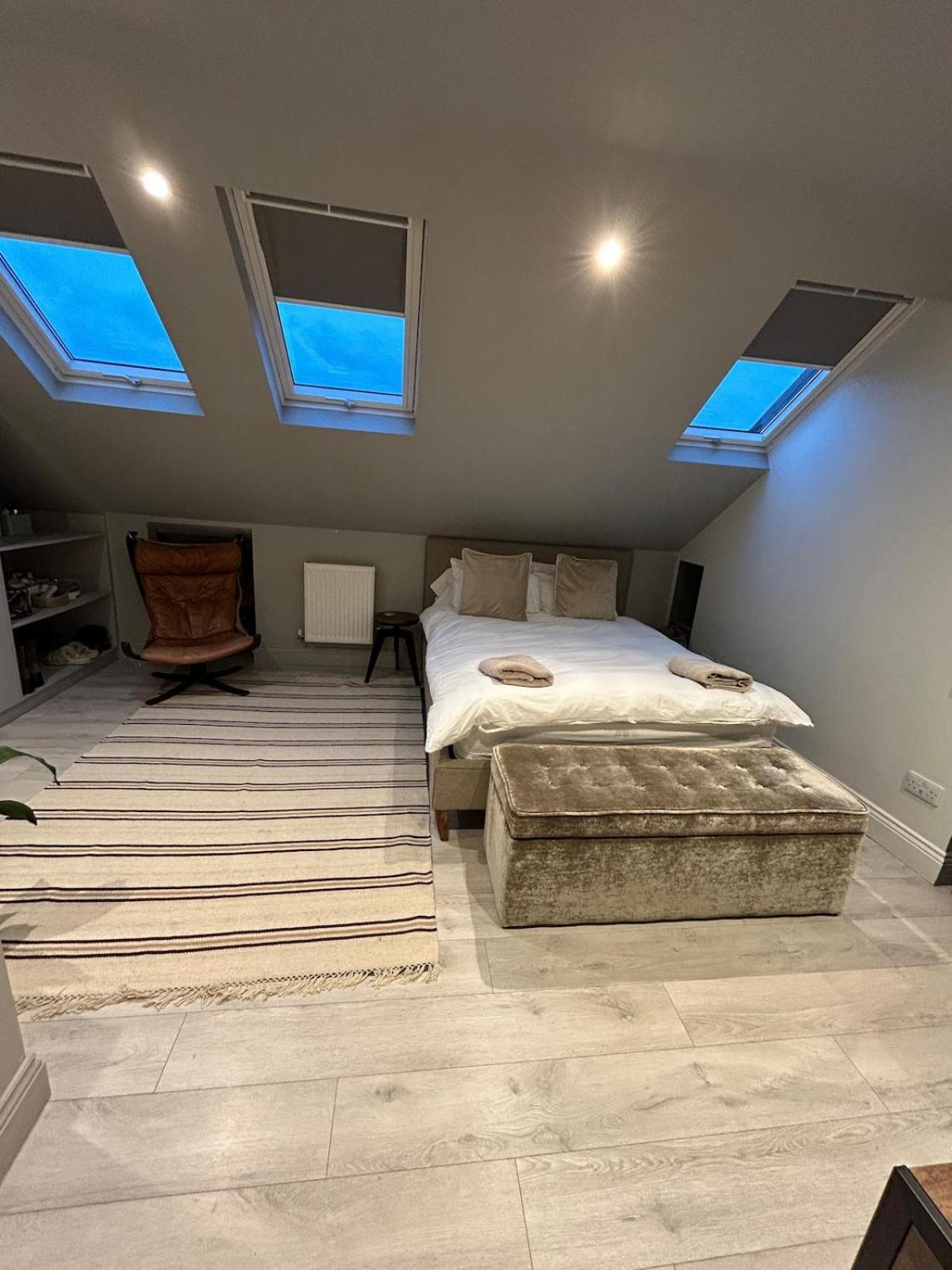 Stunning 5-bedroom House In The Heart Of Londres