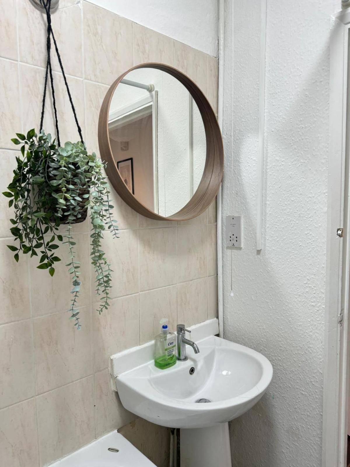 Comfy & Well-located 2br - Walthamstow * Londres