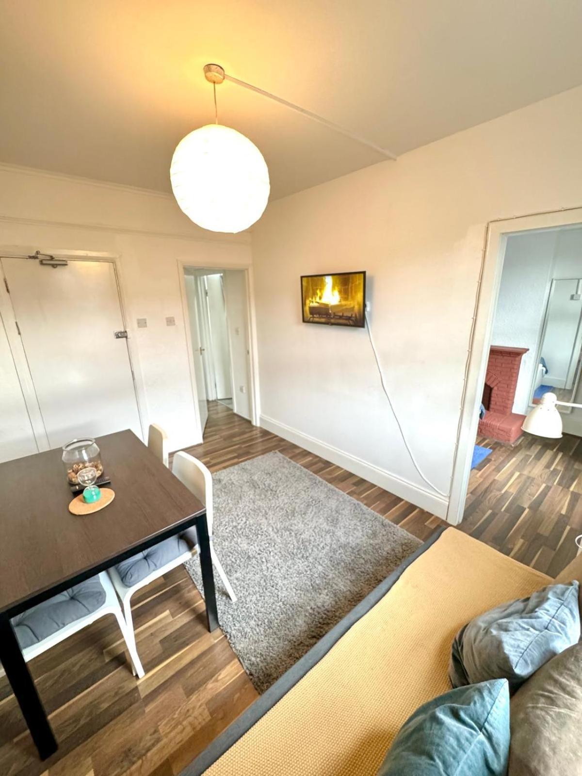 Comfy & Well-located 2br - Walthamstow Appartement