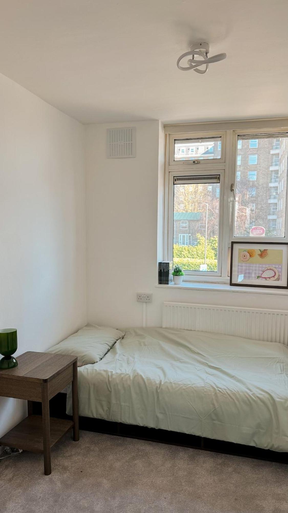 Spacious Duplex Flat - Near Regents Park And Tube *