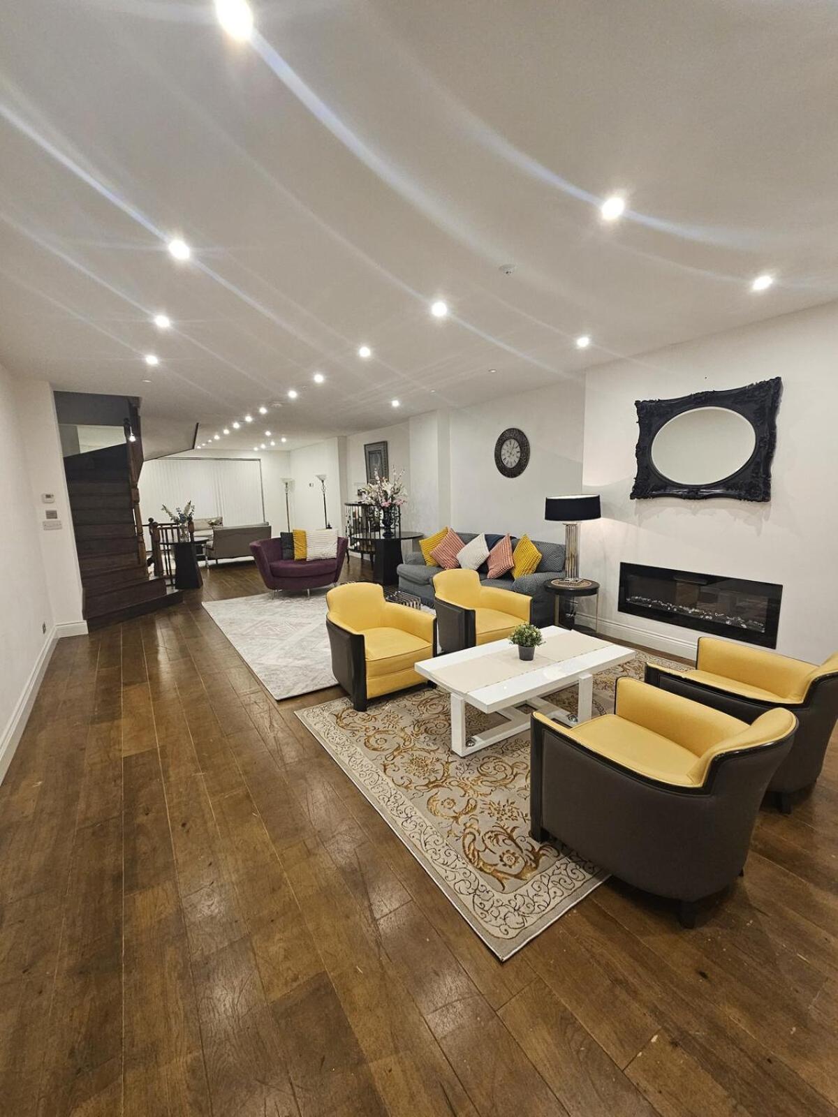 Care London- Elegant & Central, Sloane Avenue, Chelsea Hébergement de vacances *