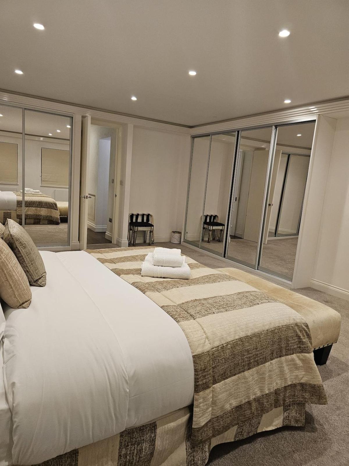 Care London- Elegant & Central, Sloane Avenue, Chelsea Hébergement de vacances