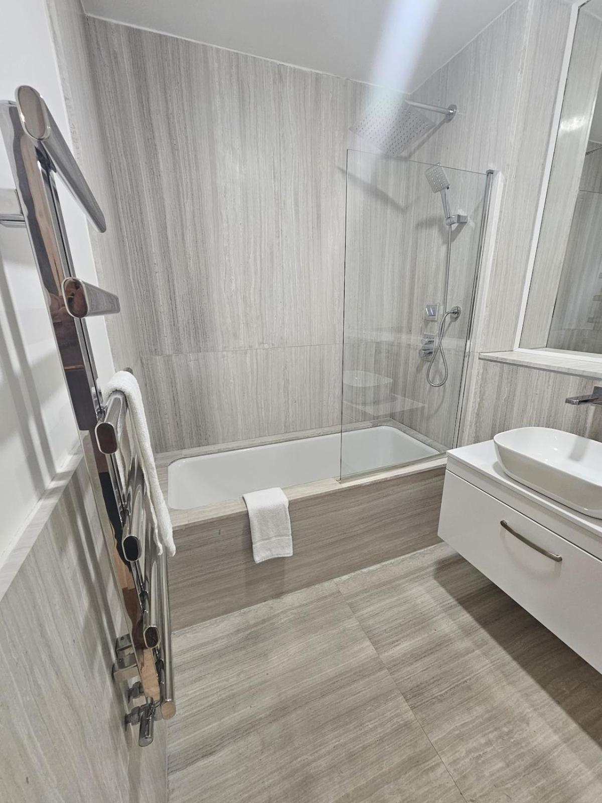 Care London- Elegant & Central, Sloane Avenue, Chelsea Hébergement de vacances