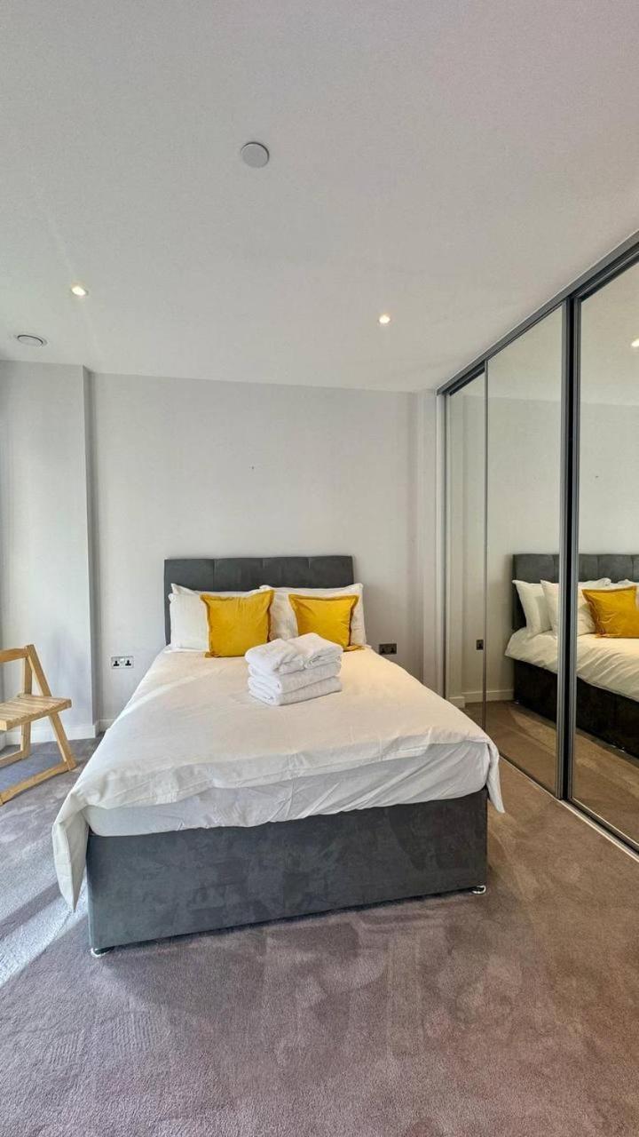 Modern 2 Bedroom Near Eye Appartement