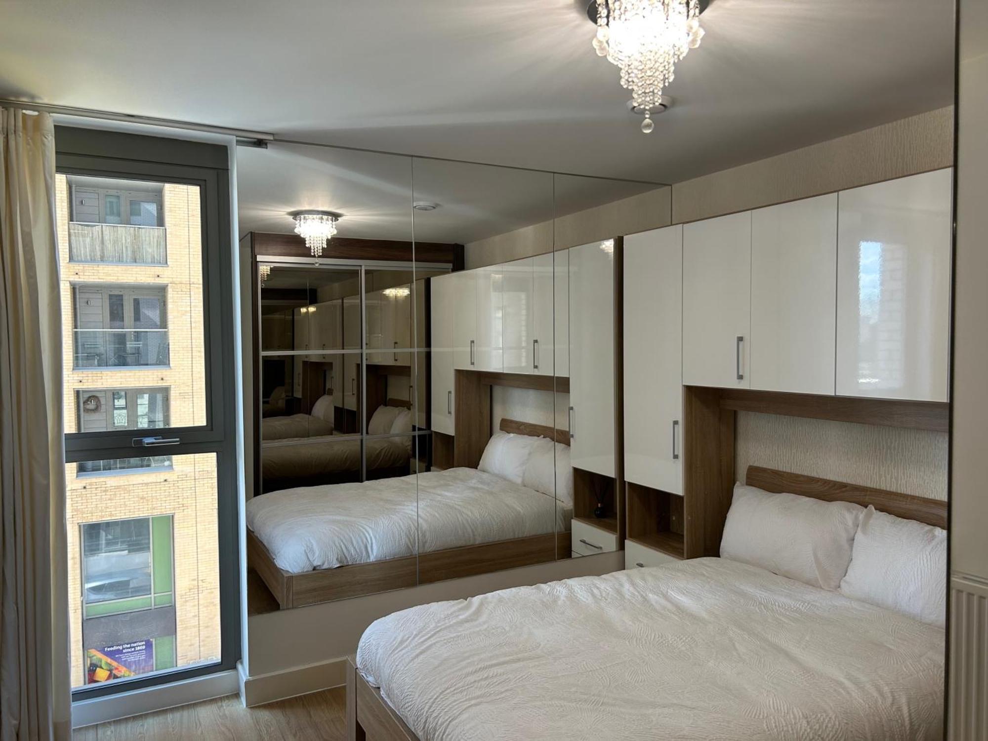 Appartement 1-Bed Apt Sleeps 4 Central To Shops & Transport