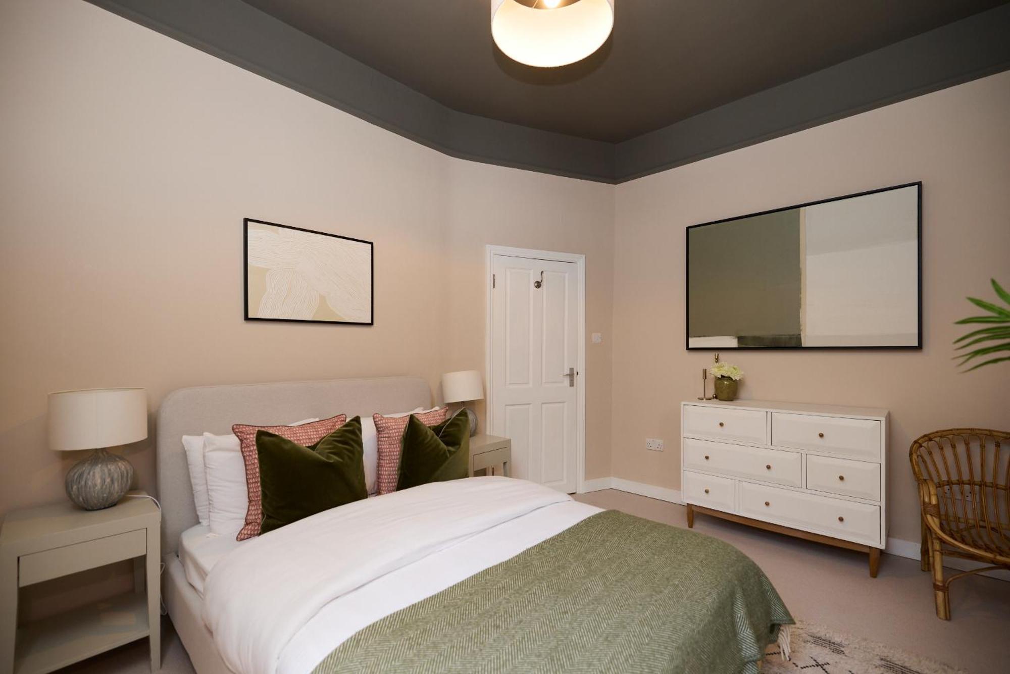 The Maida Hill Hideout - 2bdr Flat With Courtyard * Londres
