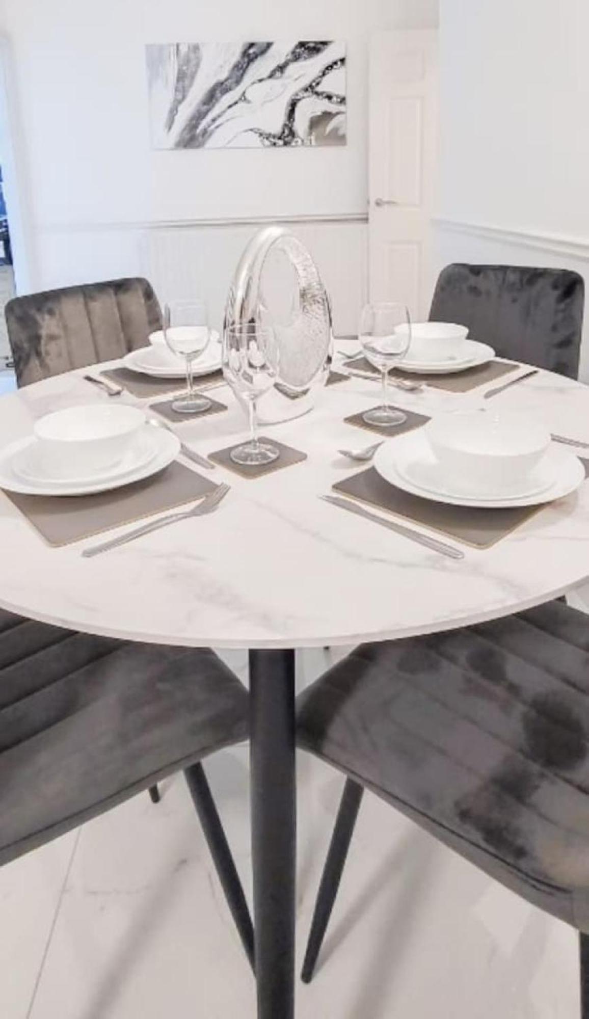 Spacious 2-bedroom In Canary Wharf
