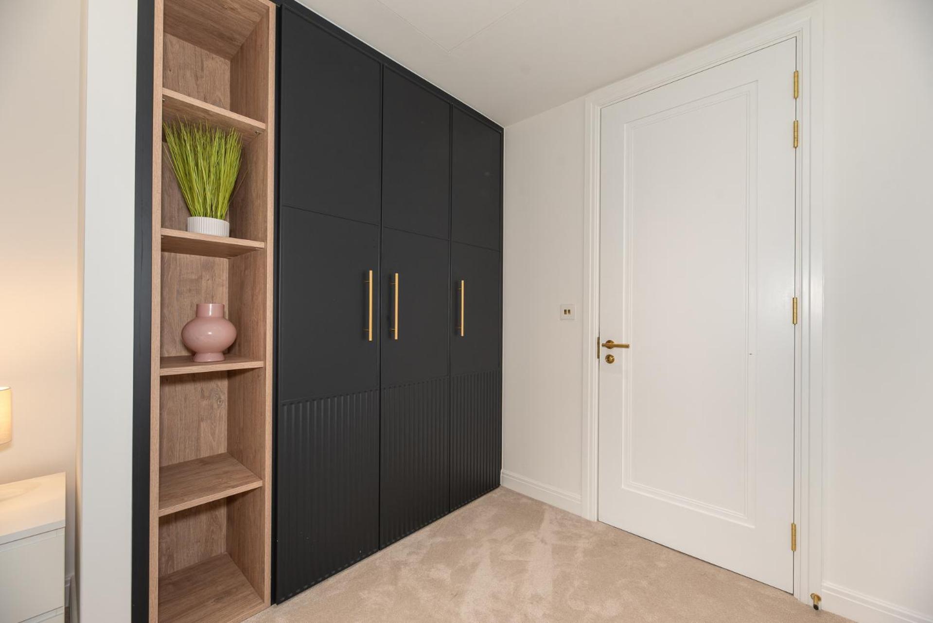 Premium 2-Bedroom Flat With Lift & Private Balcony In Farringdon, London Appartement Londres