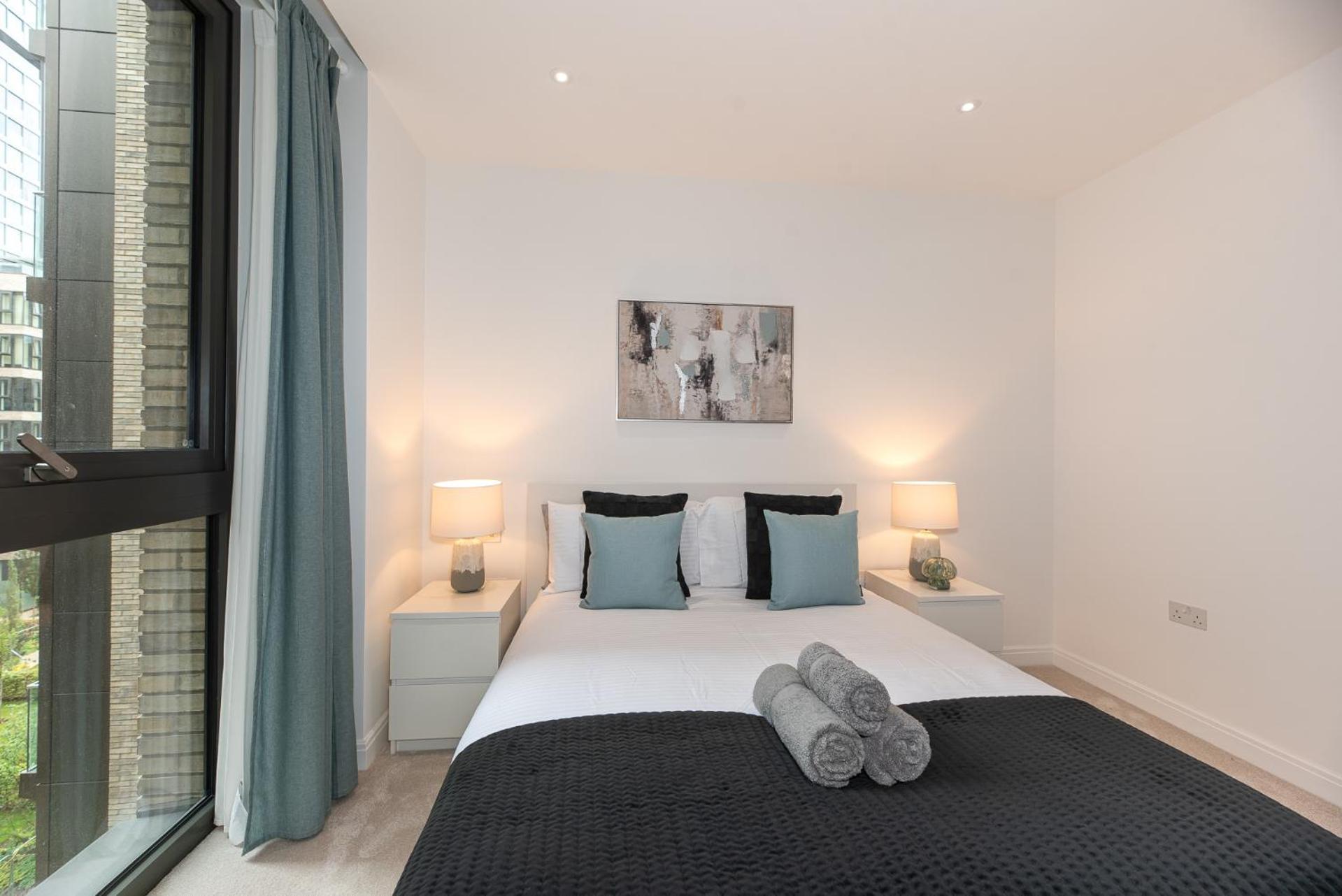 Premium 2-Bedroom Flat With Lift & Private Balcony In Farringdon, London Appartement