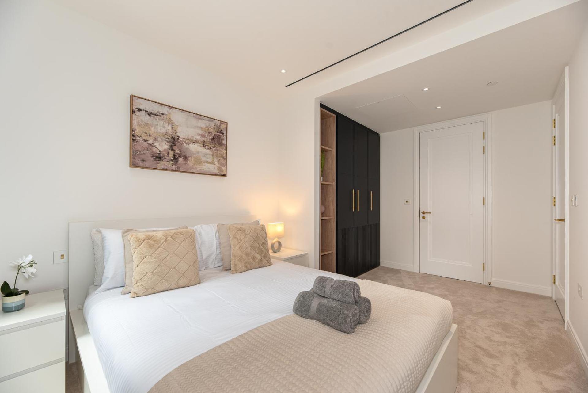 Premium 2-Bedroom Flat With Lift & Private Balcony In Farringdon, London Appartement Londres