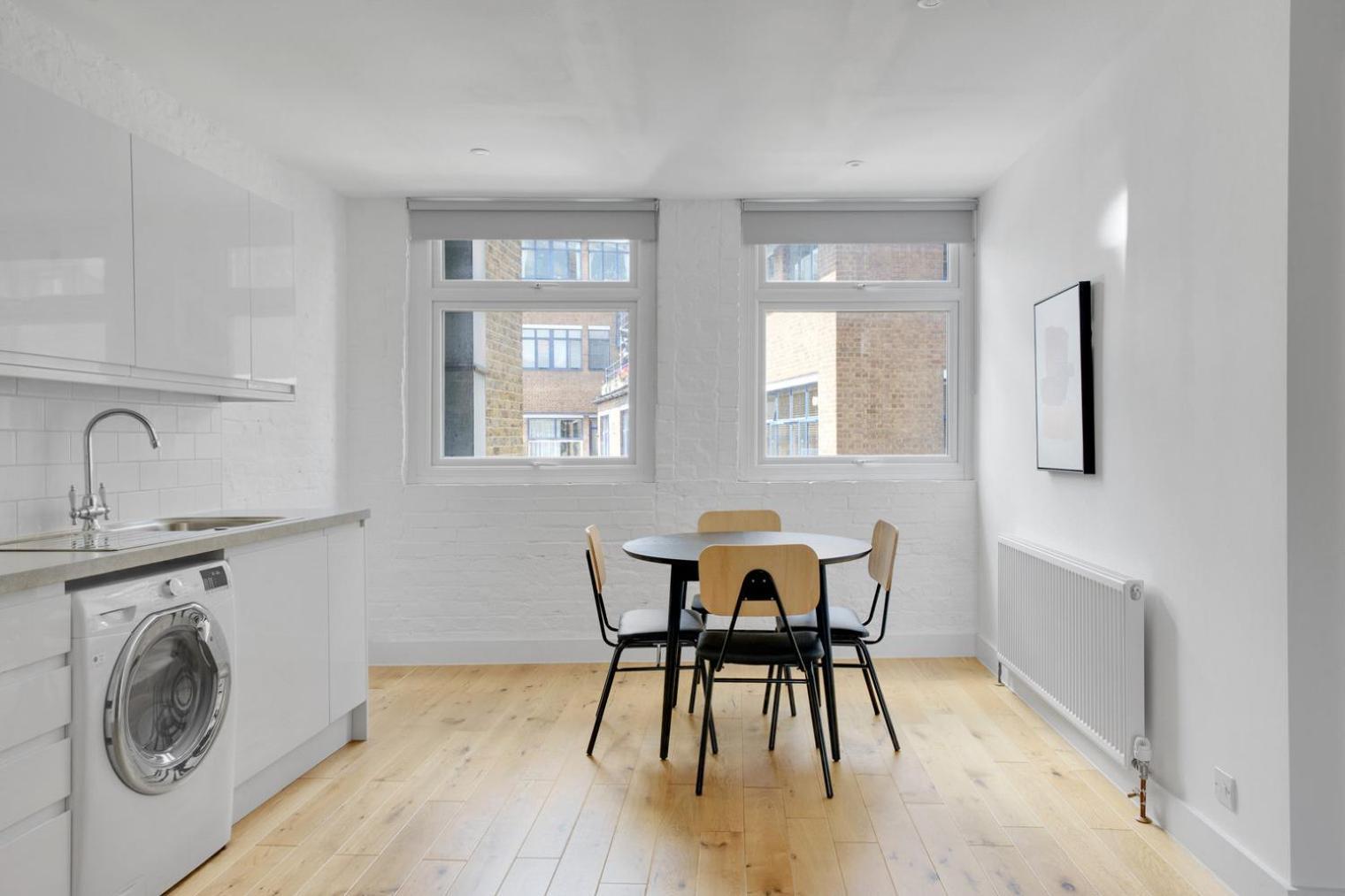 Blueground Farringdon Open Plan Opposite Train Lon-147 Appartement