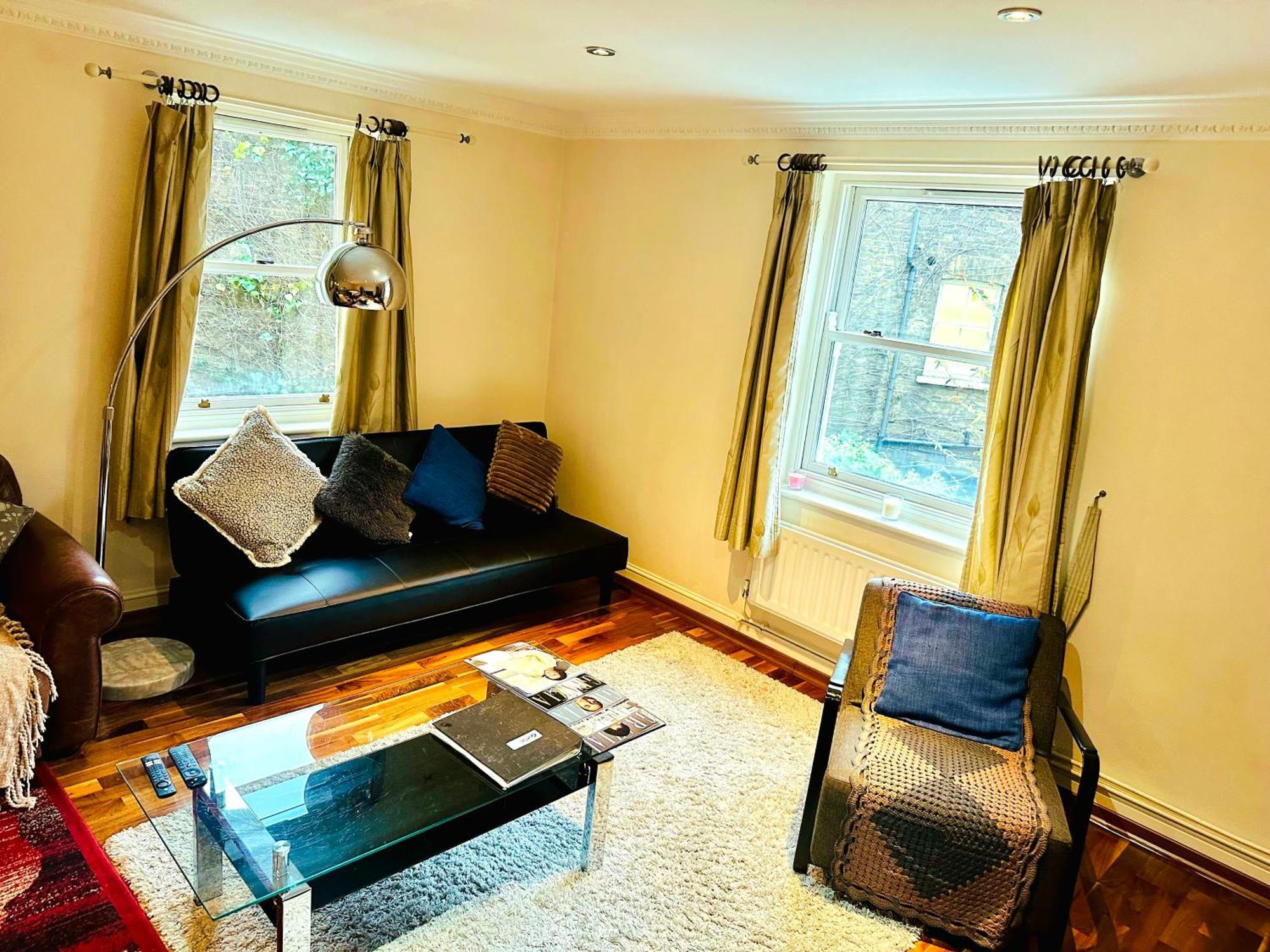 Lovely Around Kensington And Chelsea Locations W8 Sw5 Sw3 Sw10 By Ricky & Giustina * Londres