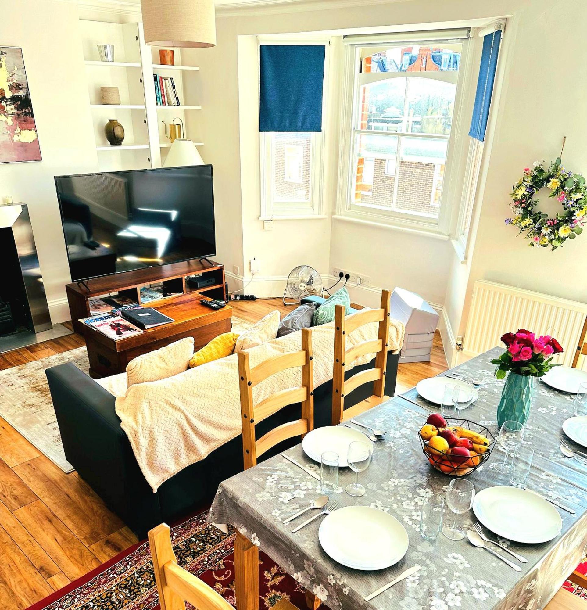 Lovely Around Kensington And Chelsea Locations W8 Sw5 Sw3 Sw10 By Ricky & Giustina * Londres