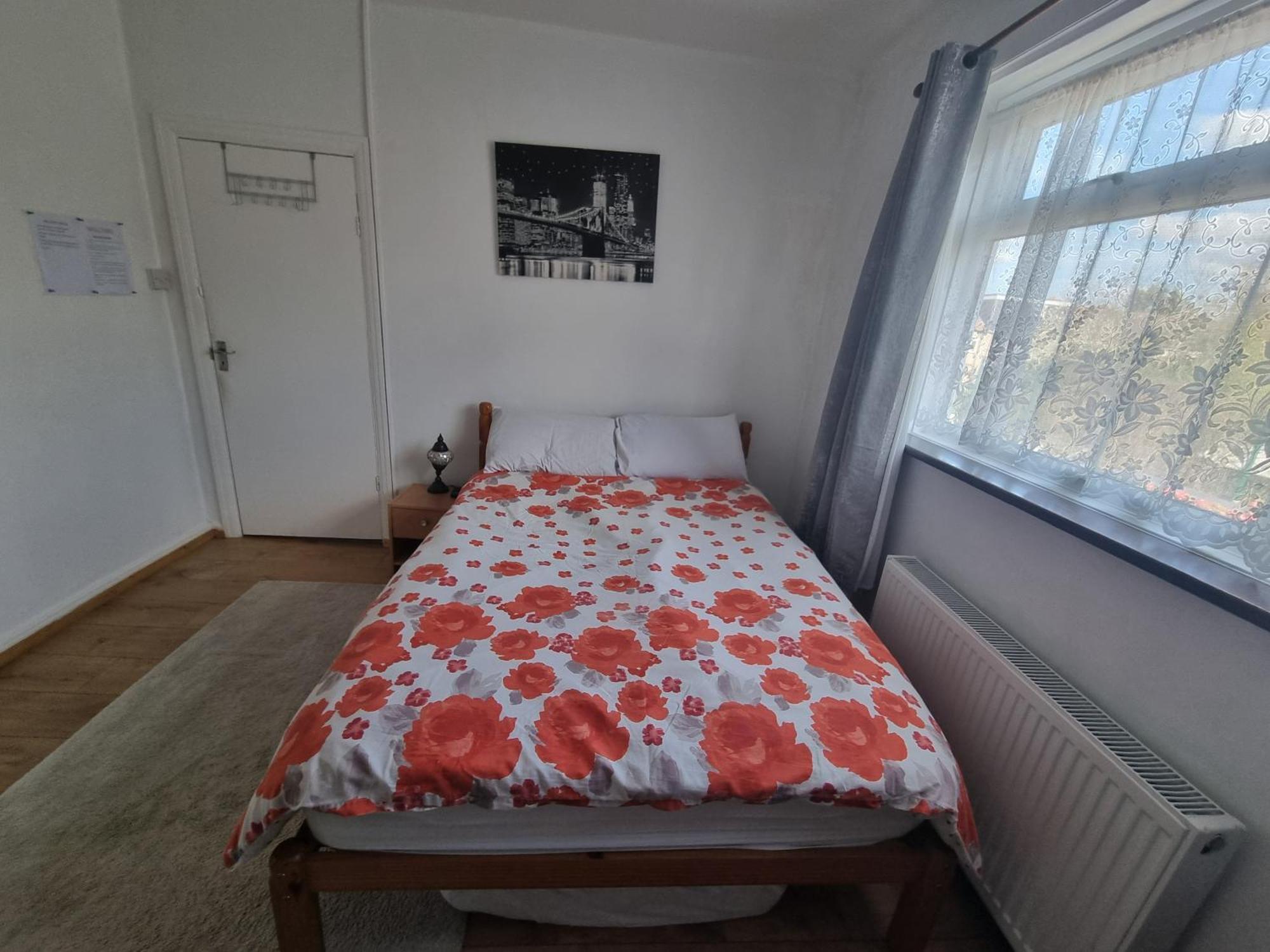 Private In London, * Londres