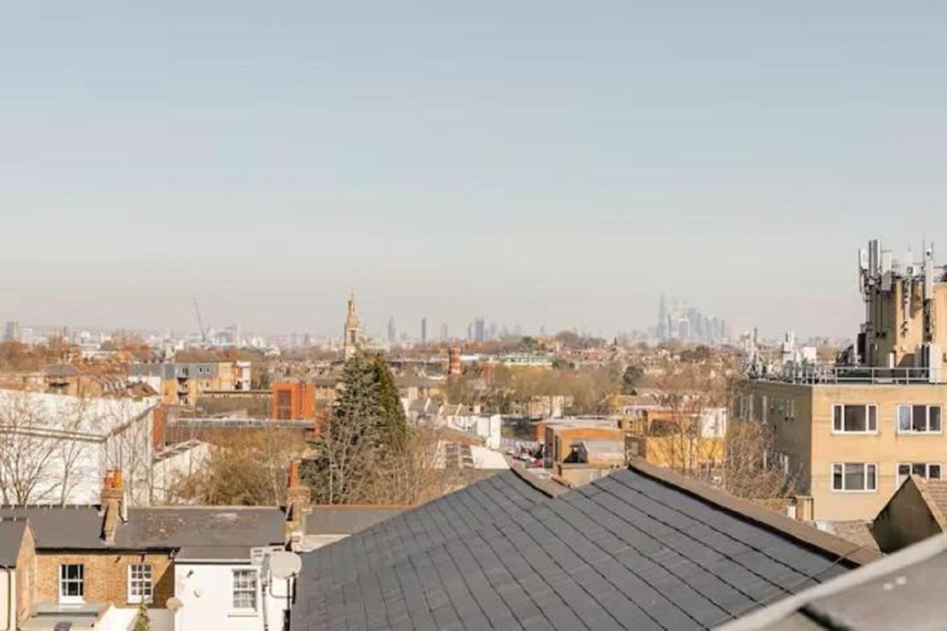 With A Beautiful View Londres