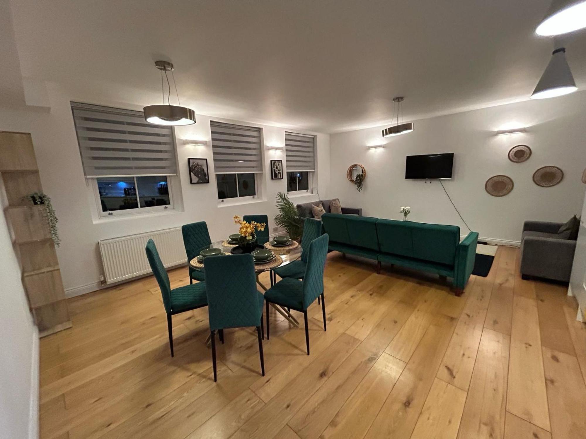 Two Bed By Livestay Short Lets & Serviced Near Oxford Circus Apartment London