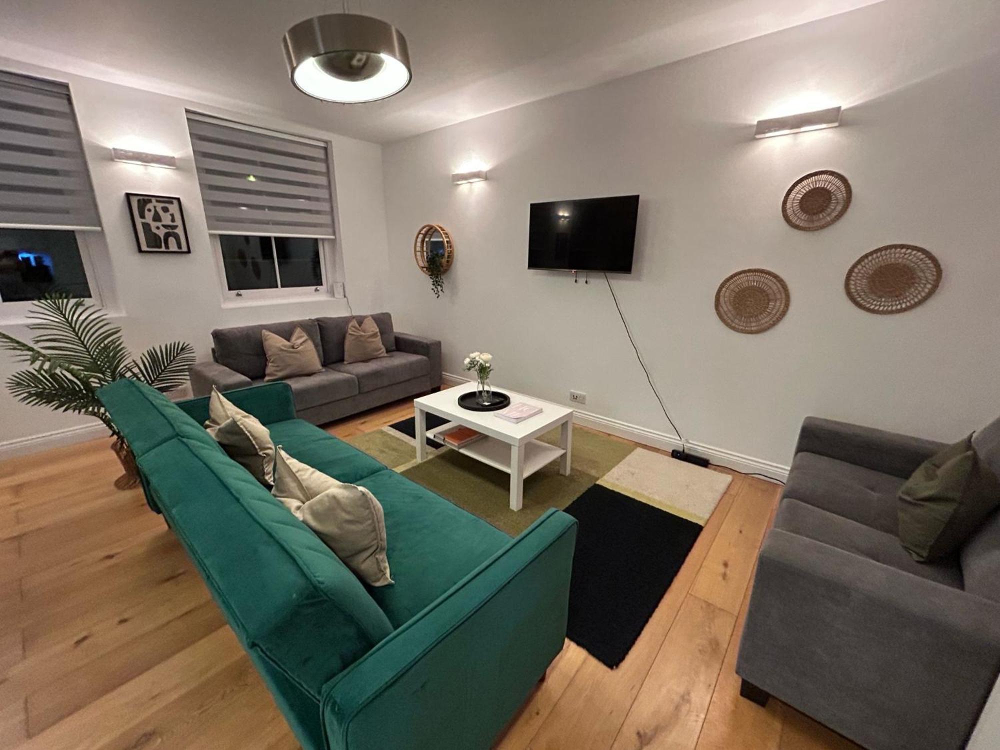 Two Bed By Livestay Short Lets & Serviced Near Oxford Circus