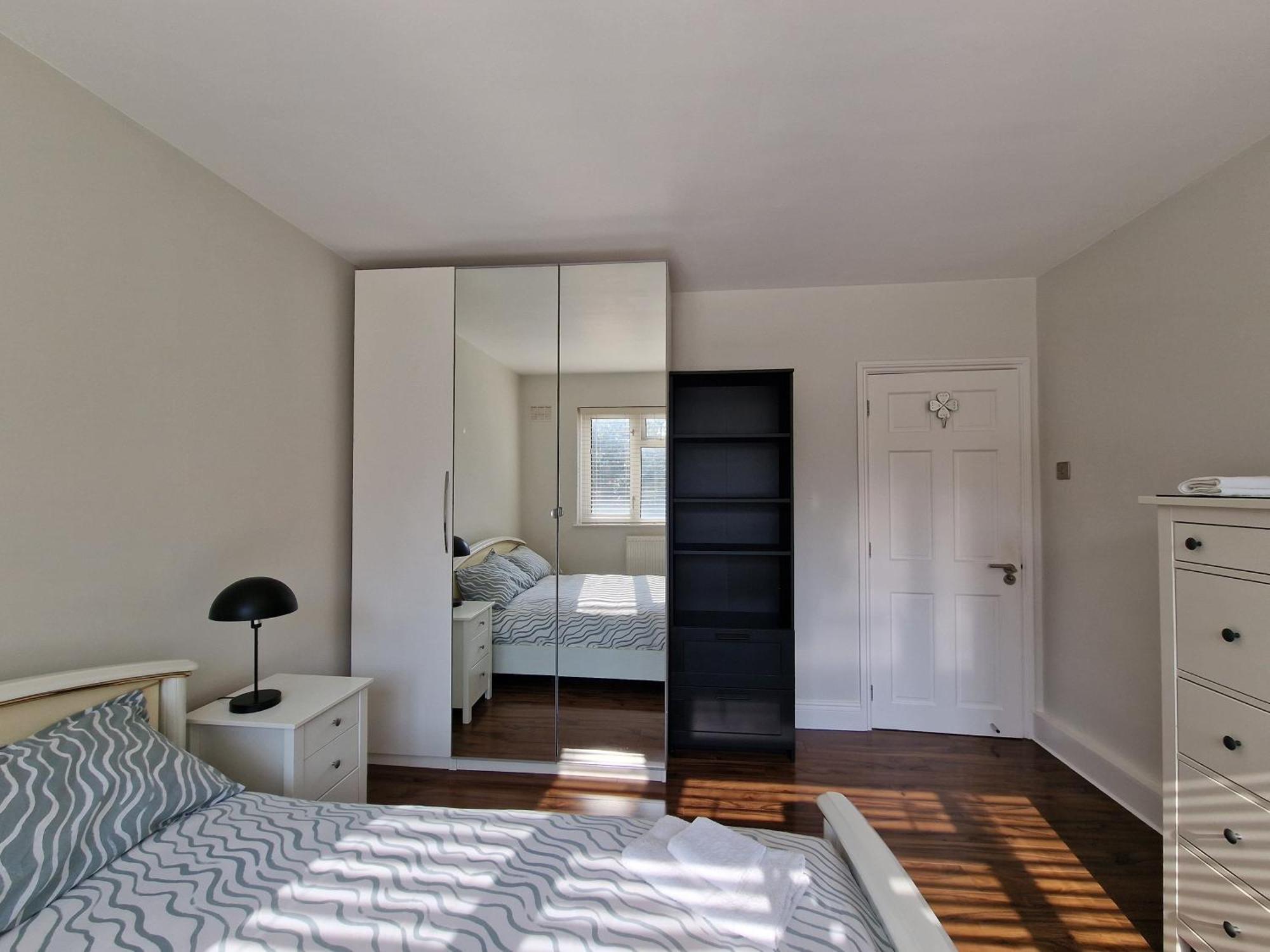 2 Bed Close To Appartement *