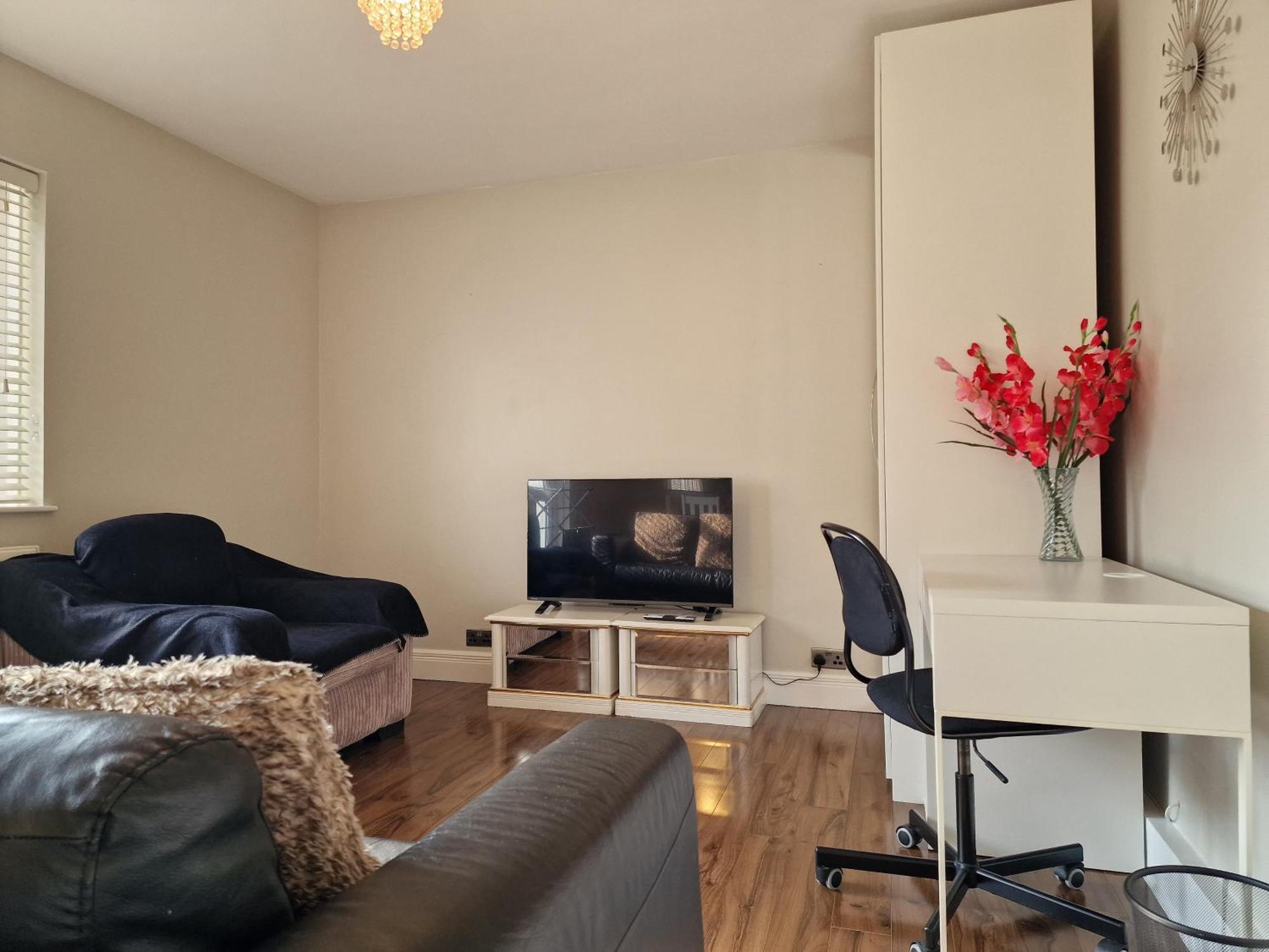 2 Bed Close To * Londres