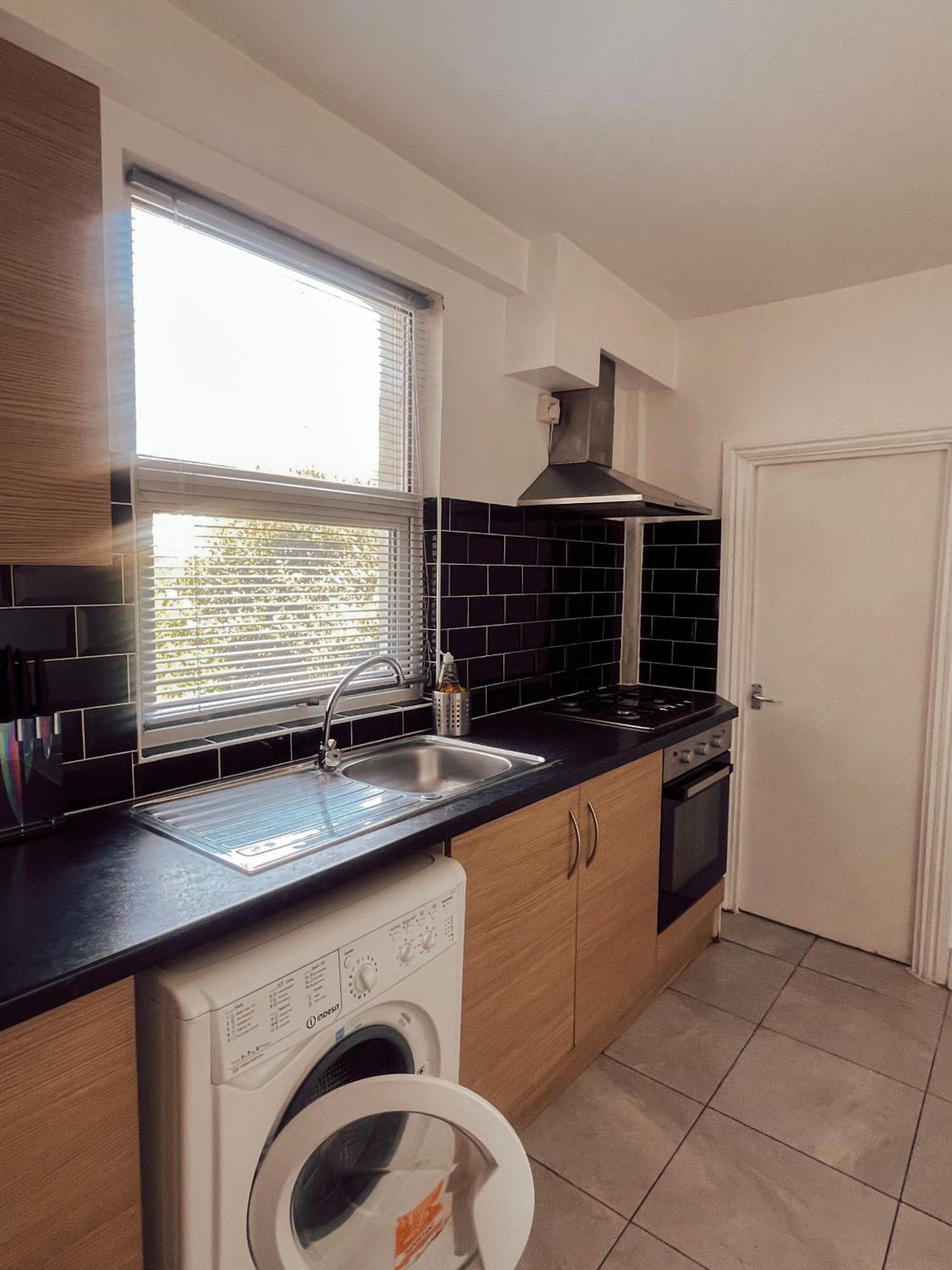 Big 1-bed Flat Elephant & Castle Appartement