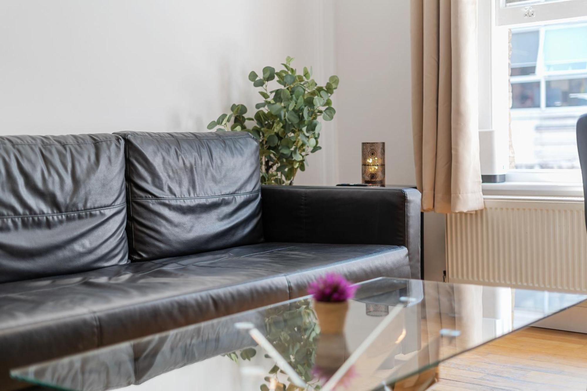 Stylish And Modern In Vibrant Soho Unbeatable Location Wdg