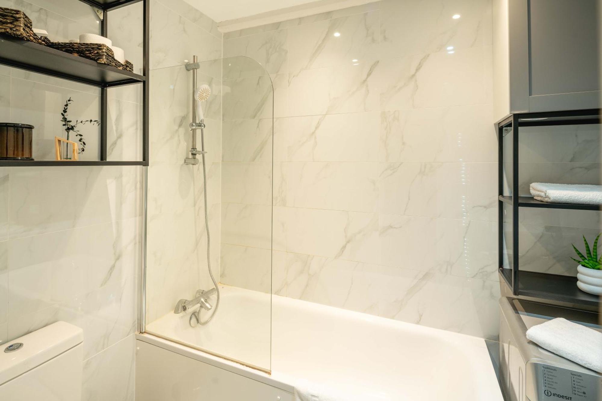 3bedrooms Next To Kilburn And Hampstead Station Appartement *