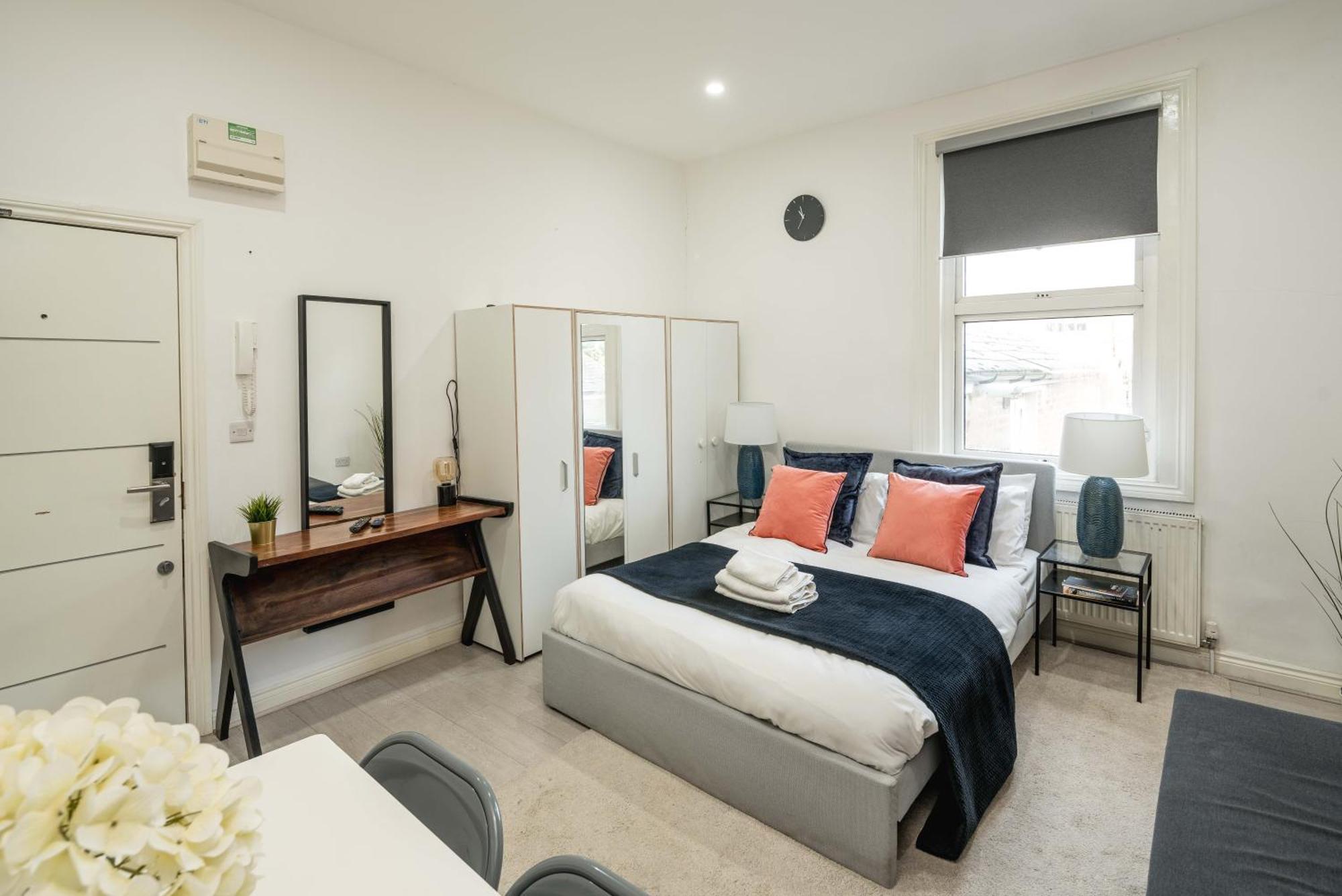 Stylish Flat For 2-4 By Kilburn & Hampstead Station Appartement *