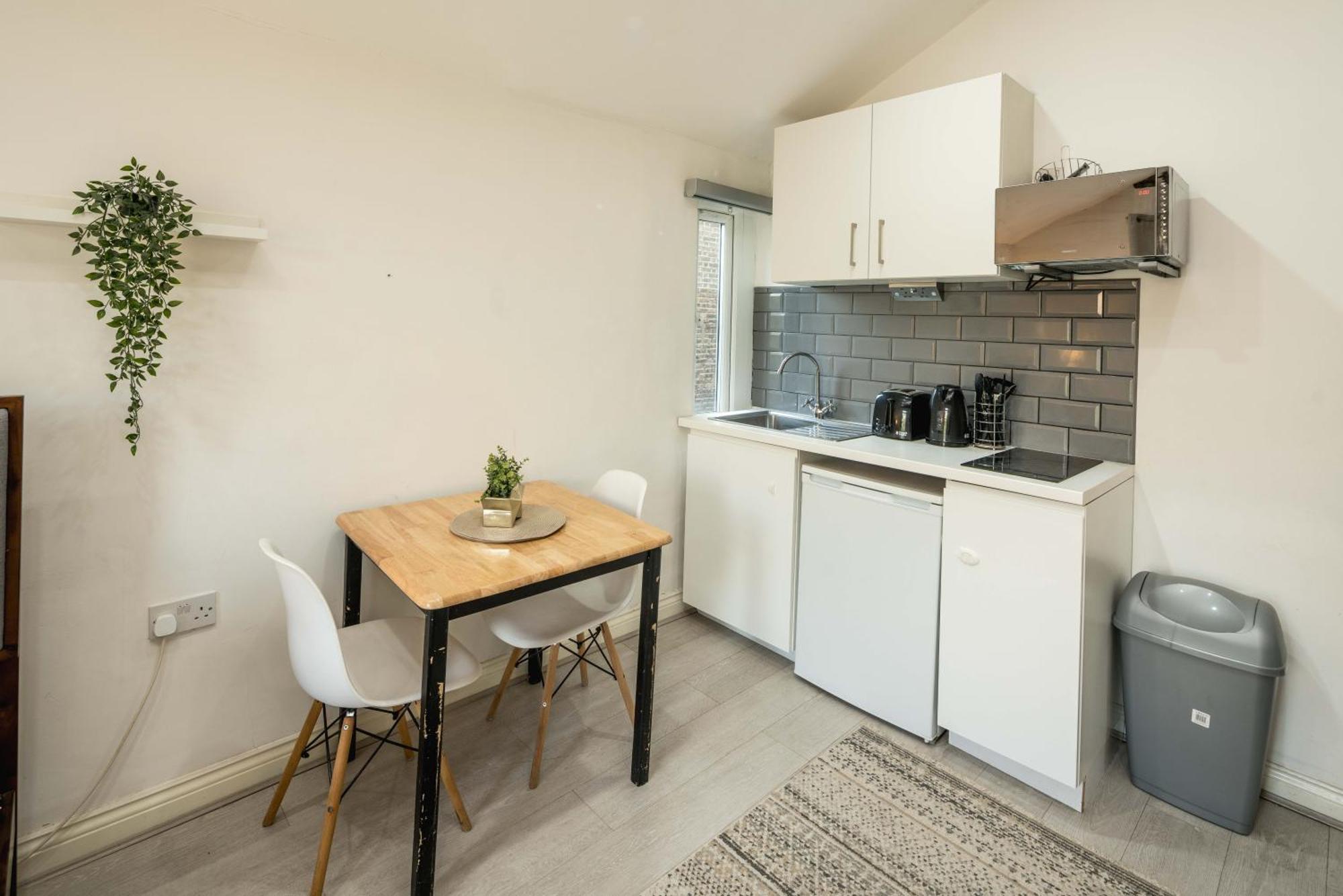 Balcony For 4 By Hampstead & Kilburn Station Apartamento Londres