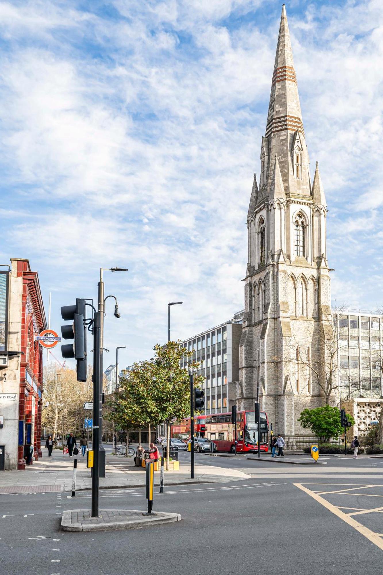 Gem In Waterloo, * Londres