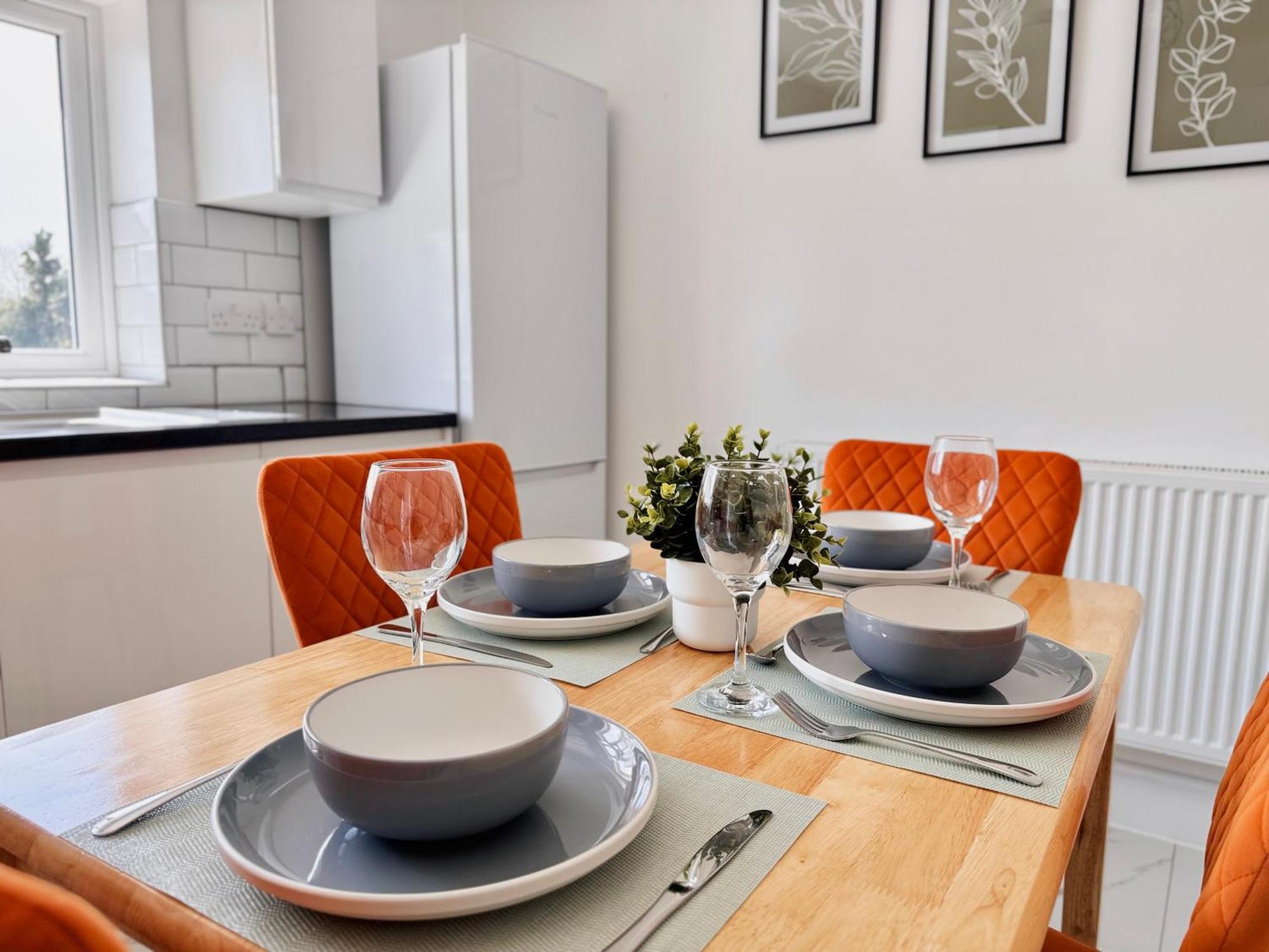 Splendid 2bed For Family 30mi To Ldn Appartement *