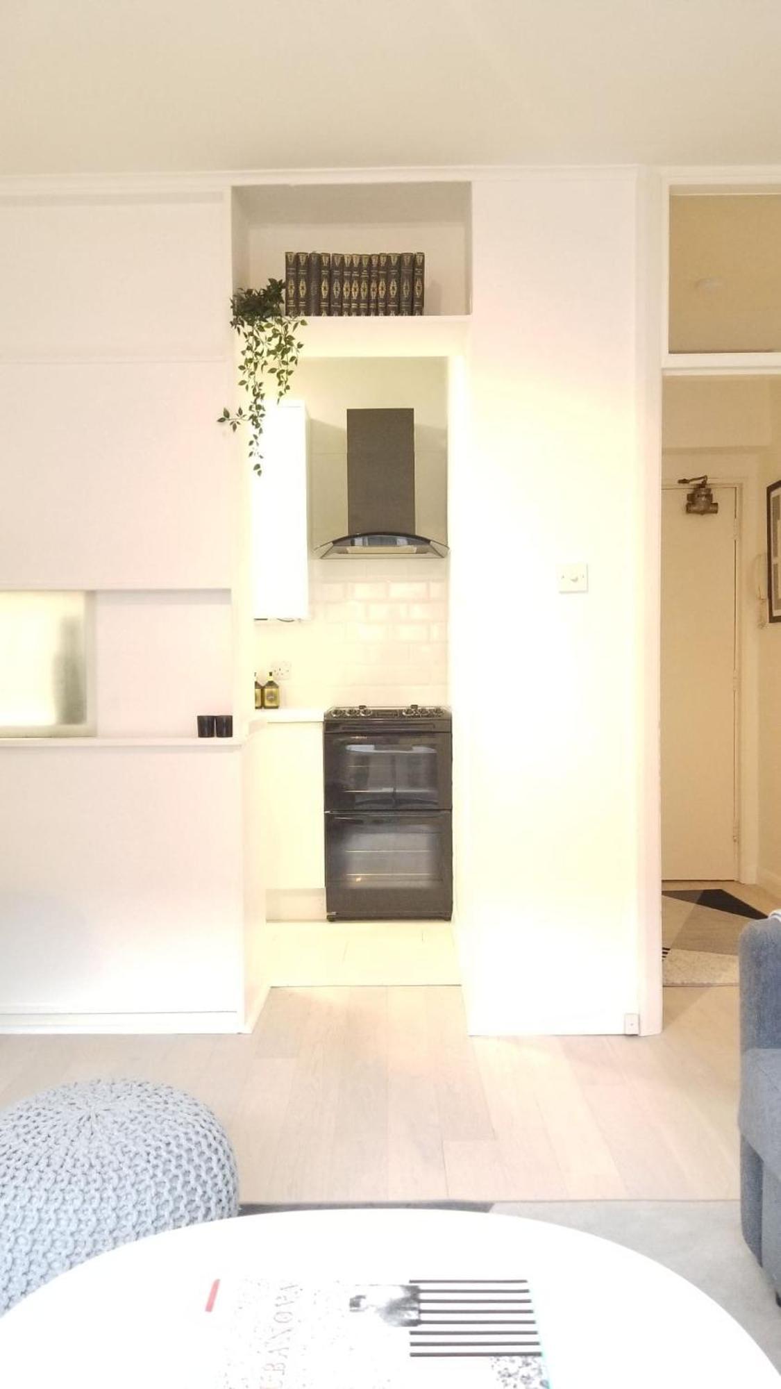 Chic & Cozy Stay In Vibrant Londoncheckhostprofile *
