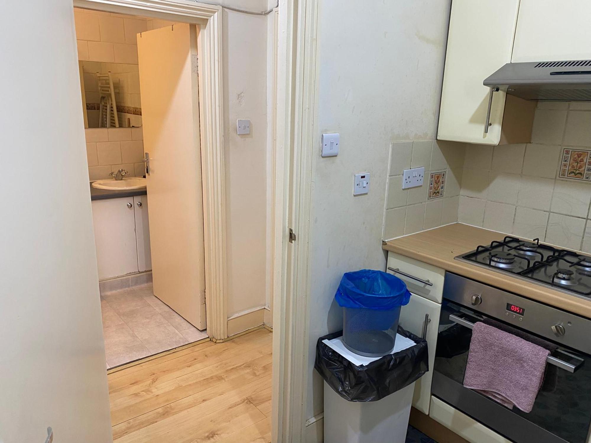 Cozy Private Near Cambridge Heath Station *